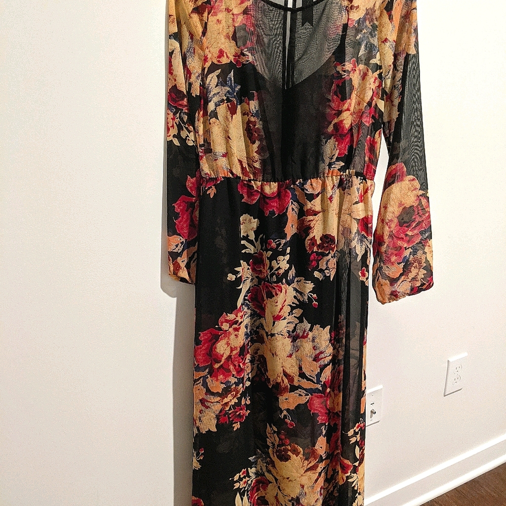 Maxi floral sheer long sleeve dress